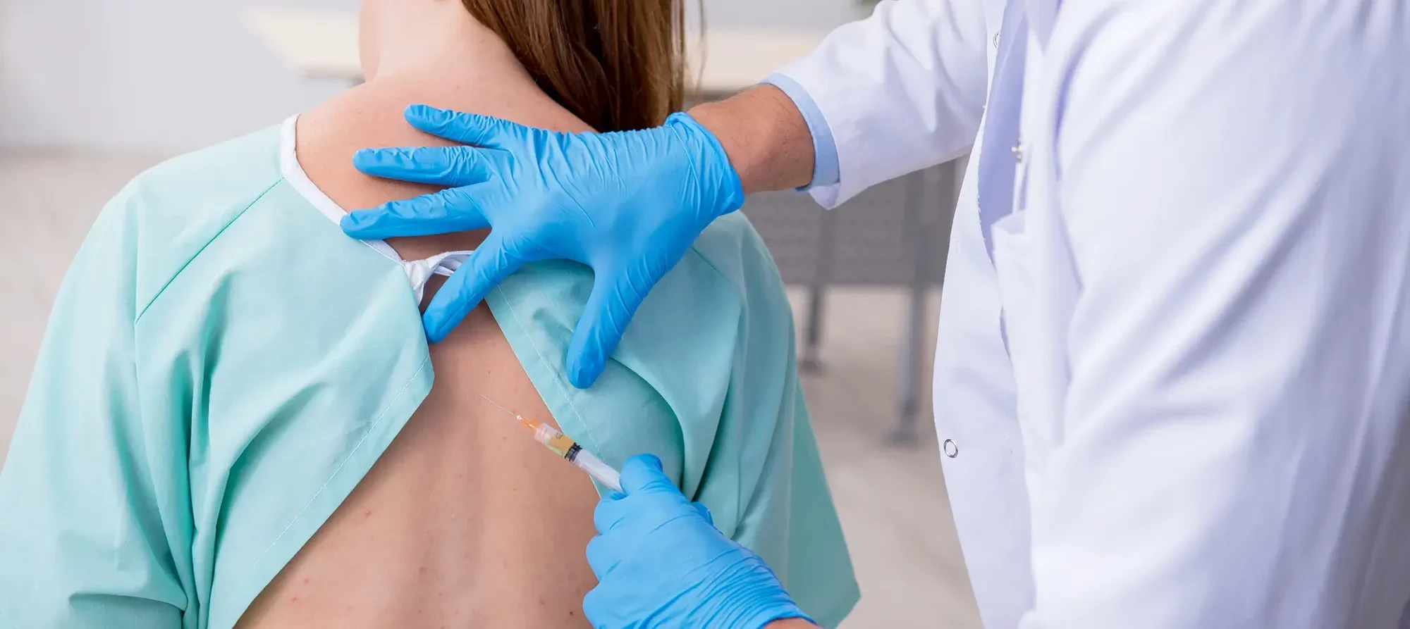Injektion im Rahmen einer orthopädischen Proliferationstherapie